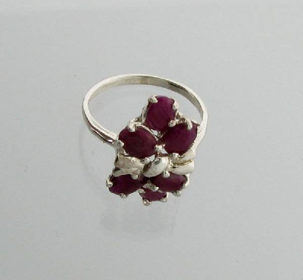 APP: 1.7k 4.03CT Oval Cut Ruby Sterling Silver Ring: 4.03CT Oval Cut Ruby Sterling Silver Ring - Appraisal Value: $1.7K