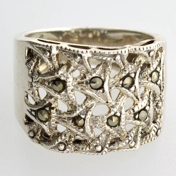 Marcasite & Sterling Silver Ring: Marcasite and Sterling Silver Ring