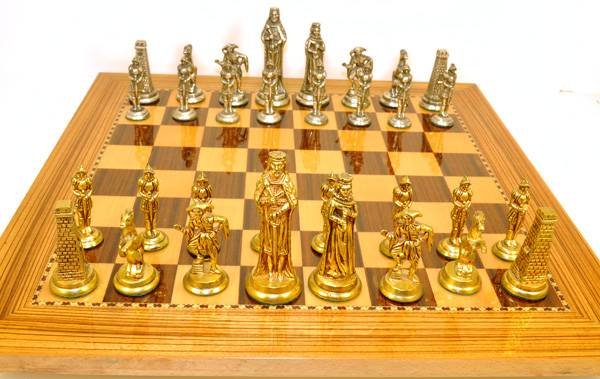 Antique 1950s Brass Gold & Silver Chess Set: Antique 1950s Brass Gold & Silver Plated Chess Set - Made in Spain ==