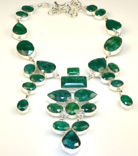 APP: 13k 295CT Mixed Cut Grn Beryl & Silver Necklace: 295.03CT Mixed Cut Green Beryl and Sterling Silver Necklace - Appraisal Value: $13.0K