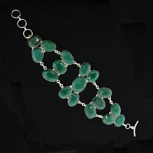 APP: 12k 162CT Oval Cut Grn Beryl & Silver Bracelet: 162.89CT Oval Cut Green Beryl and Sterling Silver Bracelet - Appraisal Value: $12.8K