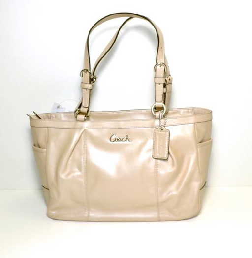 Coach Original Handcrafted Shell Color Purse
