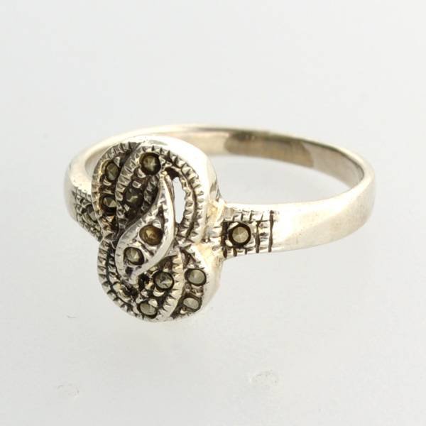 Marcasite & Sterling Silver Ring: Marcasite and Sterling Silver Ring