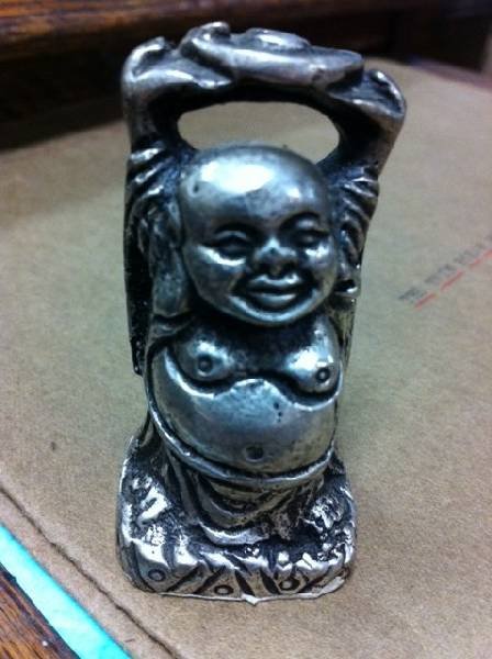 Asian Sitting Buddha Statue: Asian Sitting Buddha Statue ==
