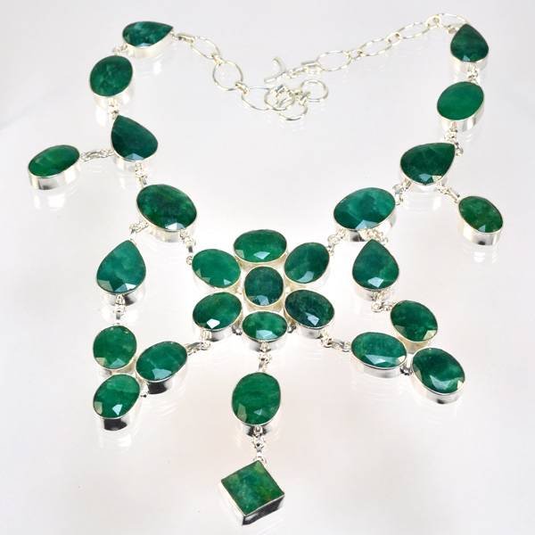 APP: 17k 257CT Mixed Cut Grn Beryl & Silver Necklace: 257.08CT Mixed Cut Green Beryl and Sterling Silver Necklace - Appraisal Value: $17.0K