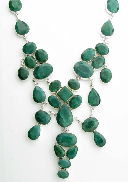 APP: 19k 281CT Mixed Cut Grn Beryl & Silver Necklace: 281.63CT Mixed Cut Green Beryl and Sterling Silver Necklace - Appraisal Value: $19.7K