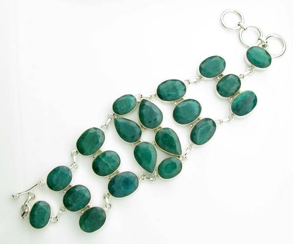 APP: 10k 125CT Mixed Cut Grn Beryl & Silver Bracelet: 125.35CT Mixed Cut Green Beryl and Sterling Silver Bracelet - Appraisal Value: $10.3K