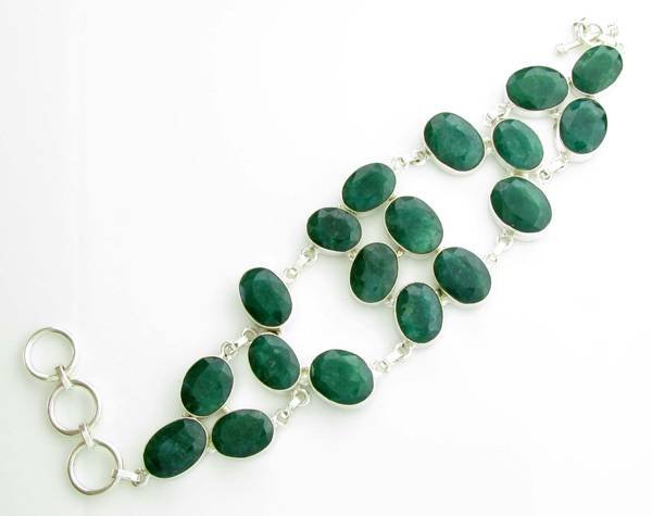 APP: 8k 94CT Oval Cut Grn Beryl & Silver Bracelet: 94.42CT Oval Cut Green Beryl and Platinum Over Sterling Silver Bracelet - Appraisal Value: $8.1K