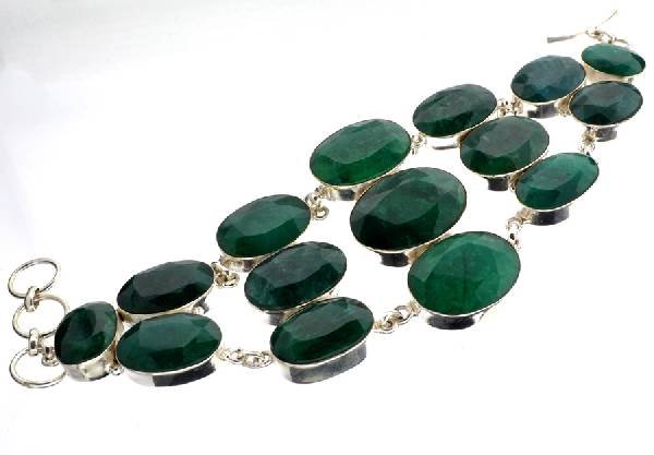 APP: 14k 191CT Oval Cut Grn Beryl & Silver Bracelet: 191.41CT Oval Cut Green Beryl and Sterling Silver Bracelet - Appraisal Value: $14.7K
