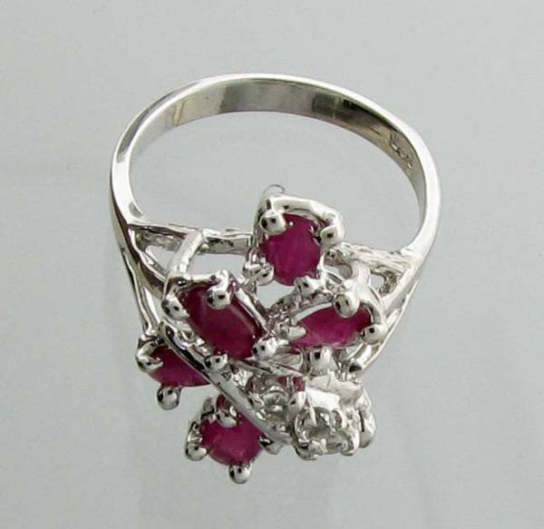 APP: 2.3k 1.56CT Ruby & Sterling Silver Ring: 1.56CT Ruby and Sterling Silver Ring - Appraisal Value: $2.3K