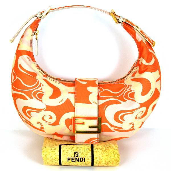 Fendi Peach Cream Shoulder Bag: Fendi Peach Cream Shoulder Bag
