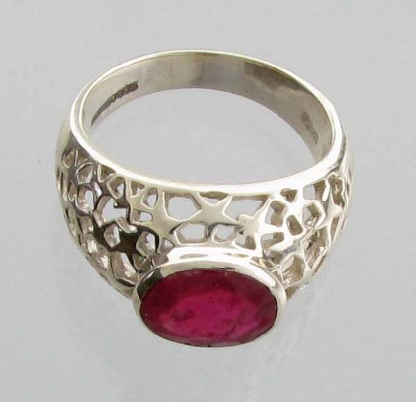APP: 3k Sebastian 3CT Oval Cut Ruby & Silver Ring: Designer Sebastian 3.31CT Oval Cut Ruby and Sterling Silver Ring - Appraisal Value: $2.9K