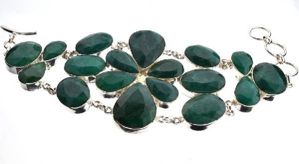 APP: 17k 232CT Mixed Cut Grn Beryl & Silver Bracelet: 232.41CT Mixed Cut Green Beryl and Sterling Silver Bracelet - Appraisal Value: $17.4K