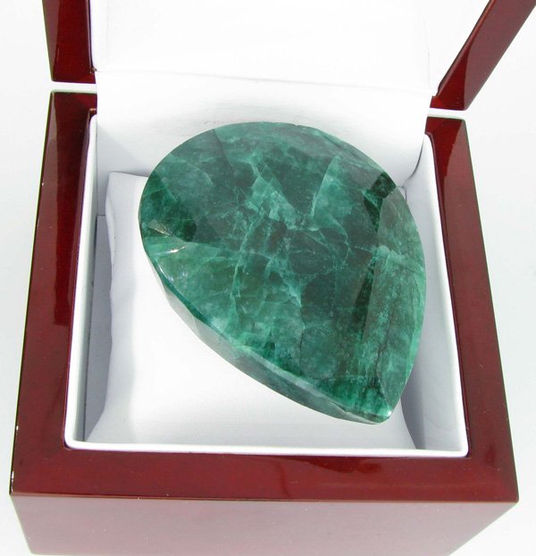 APP: 19.9k 765.20CT Pear Cut Green Beryl Gemstone: 765.20CT Pear Cut Green Beryl Gemstone - Appraisal Value: $19.8K
