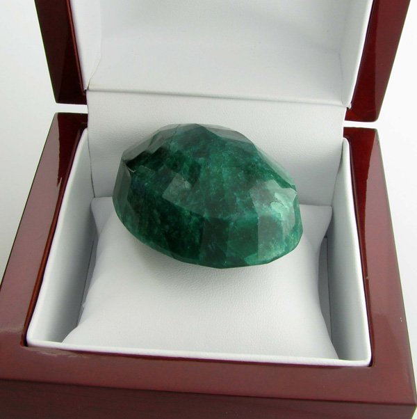 APP: 16k 617.10CT Oval Cut Green Beryl Gemstone - 2