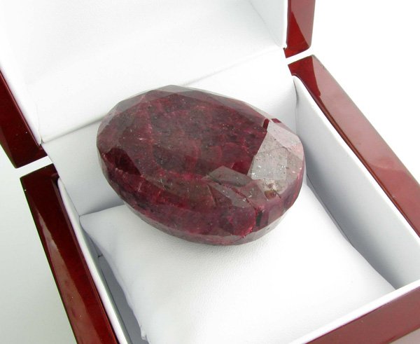 APP: 30.2k 863.55CT Oval Cut Ruby Gemstone