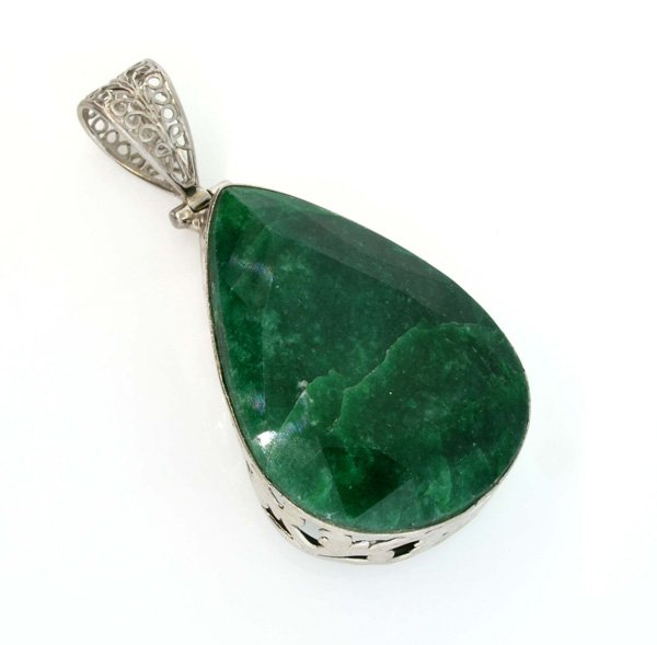 APP: 4k 97CT Pear Cut Grn Beryl & Sterl Silver Pendant: 97.88CT Pear Cut Green Beryl and Sterling Silver Pendant