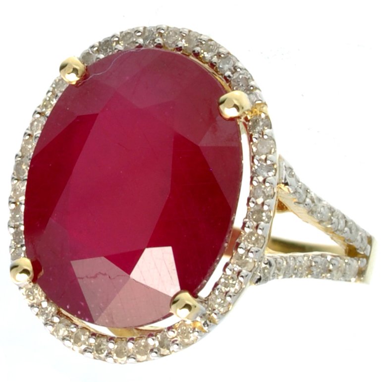 APP: 21k *14kt Gold, 17CT Oval Ruby & Diamond Ring: *14 kt. Gold, 17.15CT Oval Cut Ruby and 0.71CT Diamond Ring