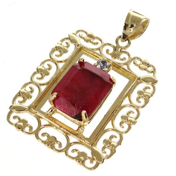 APP: 5.9k 14 kt Gold 9.38CT Ruby & Topaz Pendant: 14 kt Gold 9.38CT Ruby and Topaz Pendant Retail Replacement Value:
