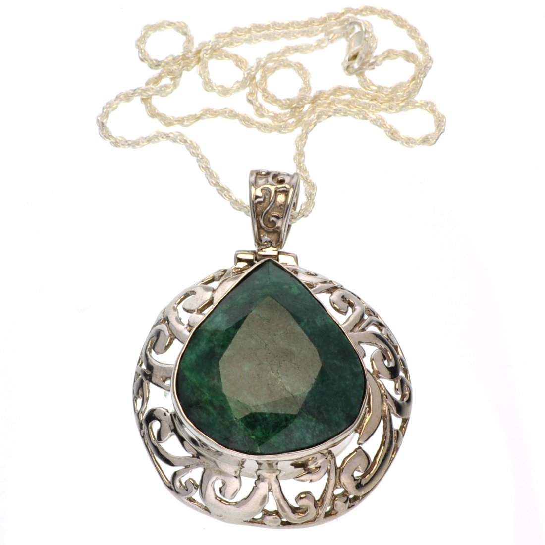 APP: 3k 60CT Pear Grn Beryl & Silver Pendant & Chain: 60.15CT Pear Cut Green Beryl and Sterling Silver Pen
