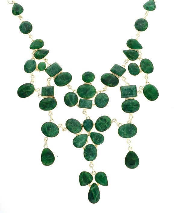 APP: 17k 232CT Mixed Cut Grn Beryl & Silver Necklace: 232.65CT Mixed Cut Green Beryl and Sterling Silver Neckla