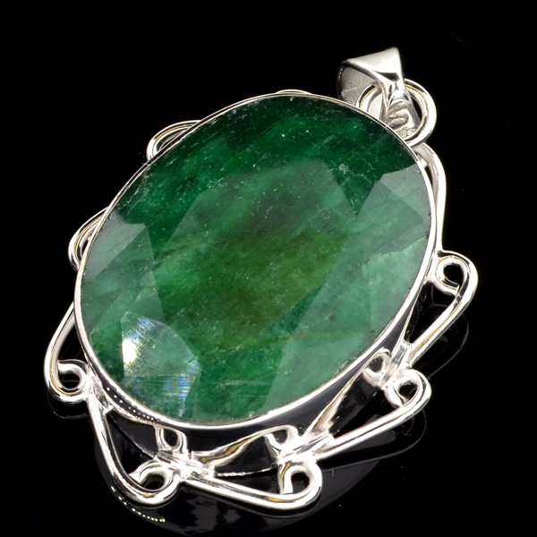 APP: 2k 78CT Oval Cut Grn Beryl & Sterl Silver Pendant: 78.88CT Oval Cut Green Beryl and Sterling Silver Pendant