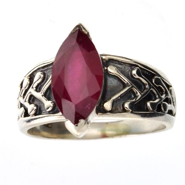 APP: 3k 2.87CT Marquise Cut Ruby & Sterling Silver Ring: 2.87CT Marquise Cut Ruby and Sterling Silver Ring Retail Replacemen
