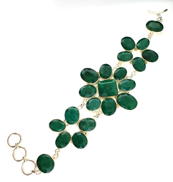 APP: 14k 176CT Mixed Cut Grn Beryl & Silver Bracelet: 176.10CT Mixed Cut Green Beryl and Sterling Silver Bracel