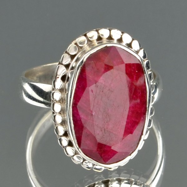 APP: 1.6k 5.28CT Oval Cut Ruby & Sterling Silver Ring: 5.28CT Oval Cut Ruby and Sterling Silver Ring Retail Replacement Value: