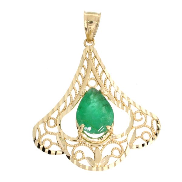 APP: 3.8k 14 kt Gold, 2.82CT Pear Cut Emerald Pendant: 14 kt Gold, 2.82CT Pear Cut Emerald Pendant Retail Replacement Value:<