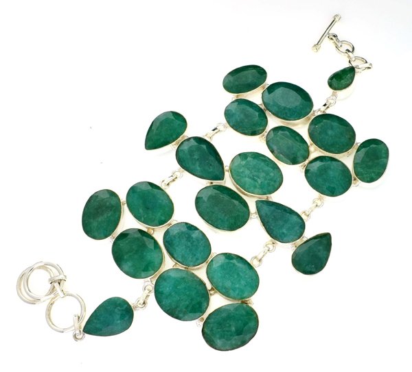 APP: 10k 130CT Mixed Cut Grn Beryl & Silver Bracelet: 130.21CT Mixed Cut Green Beryl and Sterling Silver Bracel