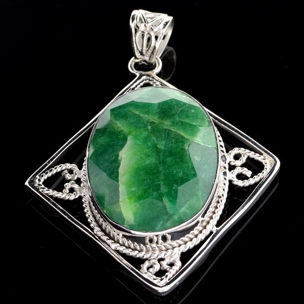 APP: 3k 77CT Oval Cut Grn Beryl & Sterl Silver Pendant: 77.41CT Oval Cut Green Beryl and Sterling Silver Pendant