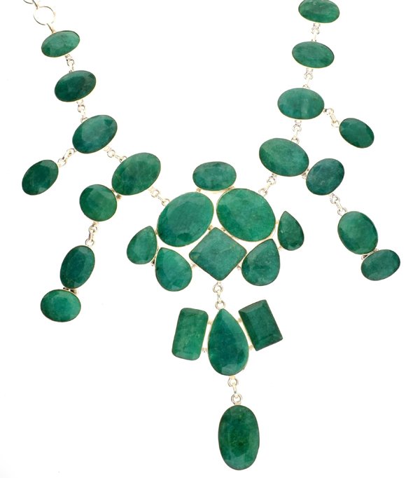 APP: 20k 303CT Mixed Cut Grn Beryl & Silver Necklace: 303.37CT Mixed Cut Green Beryl and Sterling Silver Neckla