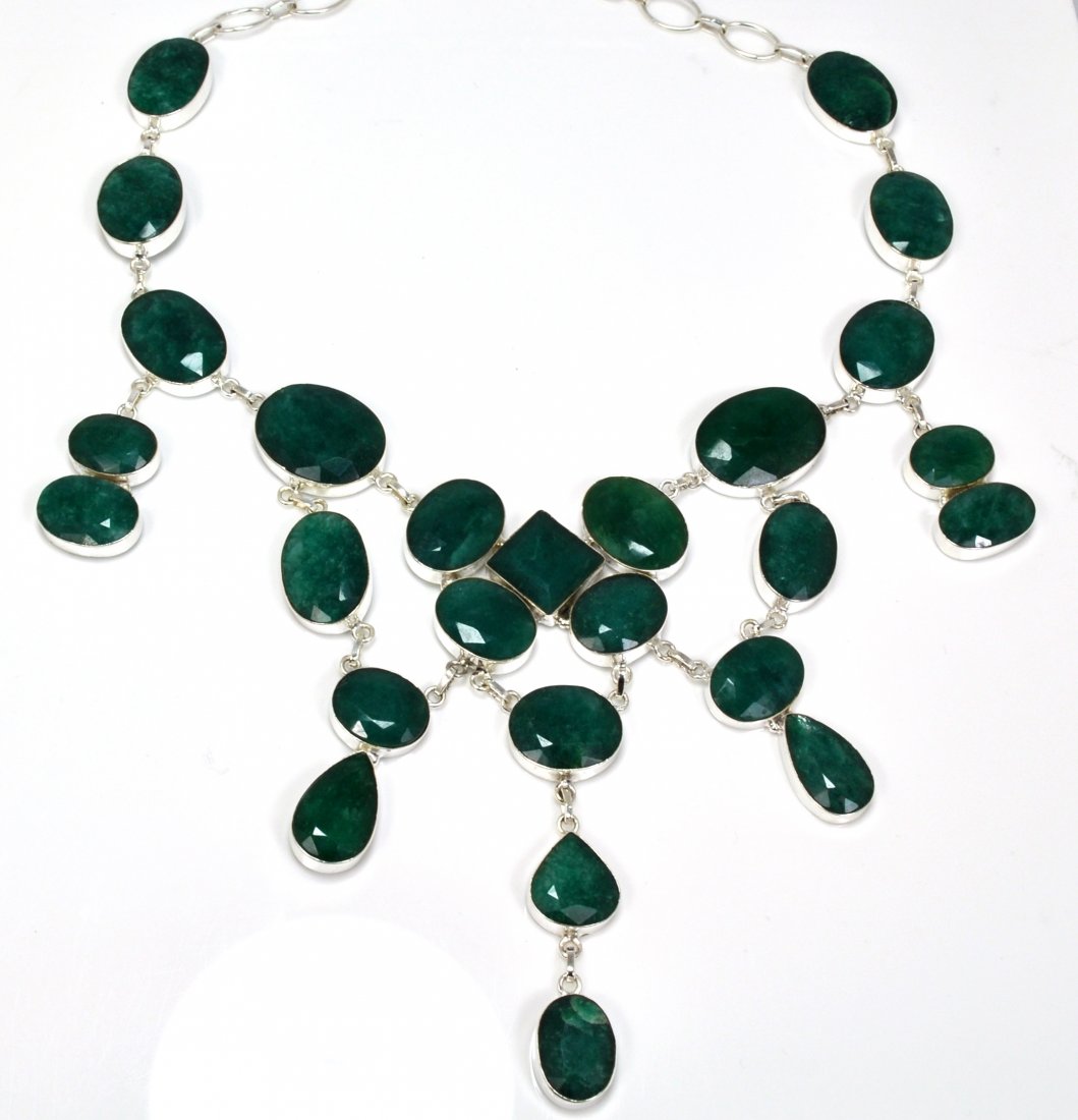 APP: 20k 291CT Mixed Cut Grn Beryl & Silver Necklace: 291.20CT Mixed Cut Green Beryl and Sterling Silver Neckla