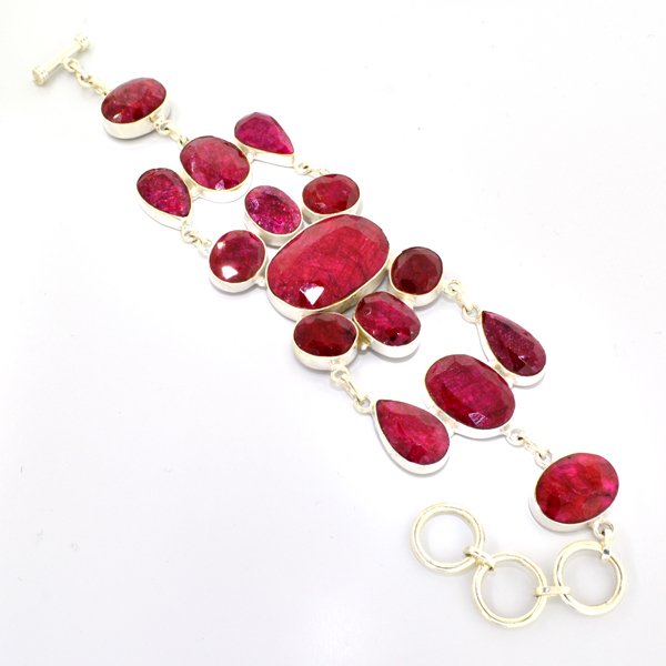 APP: 10.5k 126.35CT Ruby & Sterling Silver Bracelet: 126.35CT Ruby and Sterling Silver Bracelet Retail Replacement Value:<