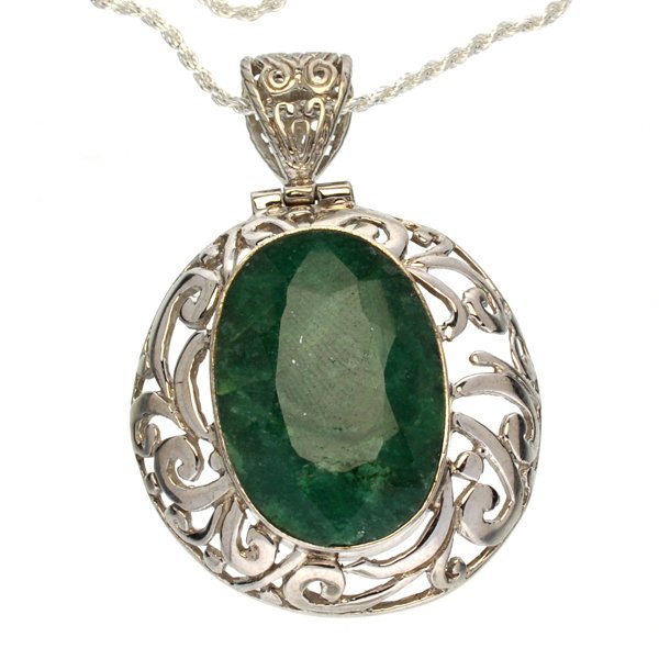 APP: 2k 50CT Oval Grn Beryl & Silver Pendant & Chain: 50.70CT Oval Cut Green Beryl and Sterling Silver Pen