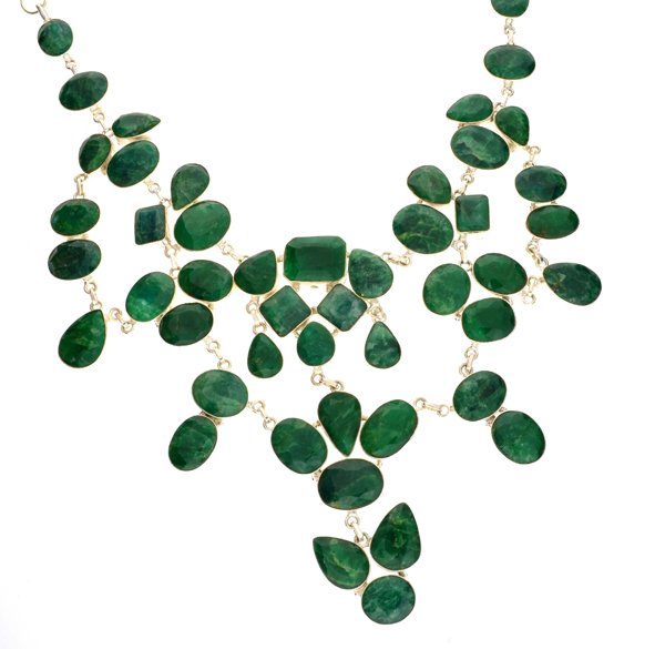 APP: 21k 299CT Mixed Cut Grn Beryl & Silver Necklace: 299.35CT Mixed Cut Green Beryl and Sterling Silver Neckla