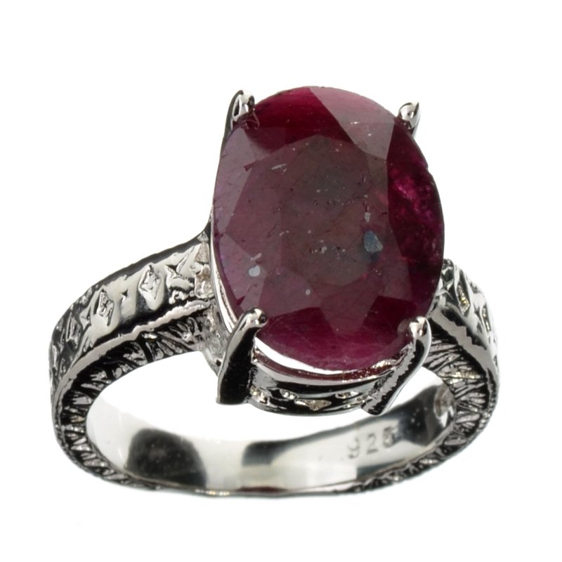 APP: 2k 7CT Oval Cut Ruby & Sterl Silver Ring: 7.31CT Oval Cut Ruby and Platinum Over Sterling Silver Ring