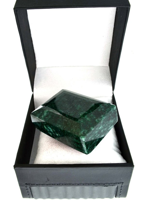 APP: 20k 1201CT Square Cut Grn Beryl Emerald Gemstone: 1201.25CT Square Cut Green Beryl Emerald Gemstone Retail Repla