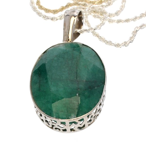 APP: 2k 54CT Oval Grn Beryl & Silver Pendant & Chain: 54.38CT Oval Cut Green Beryl and Sterling Silver Pen