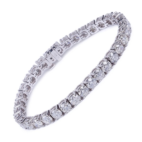 APP: 10k *14kt White Gold, 5CT Round Diamond Bracelet: *14 kt. White Gold, 5.00CT Round Cut Diamond Tennis Brac