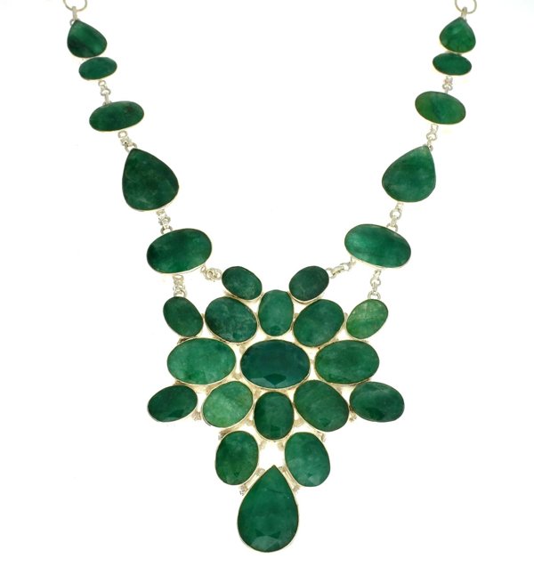 APP: 12k 271CT Mixed Cut Grn Beryl & Silver Necklace: 271.04CT Mixed Cut Green Beryl and Sterling Silver Neckla