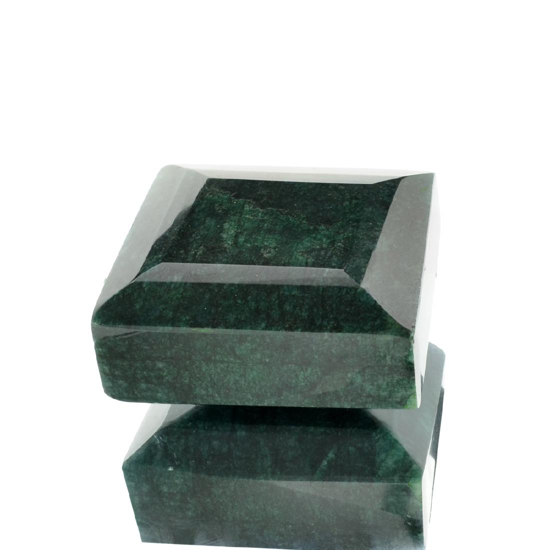 APP: 91.5k 3,518.10 Square Cut Green Beryl Gemstone: Gov. File: 66225 3,518.10 Square Cut Green Beryl Gemstone Retail Replacement Value: $91.5K Asset Type: Gemstone Shipping: $19.95