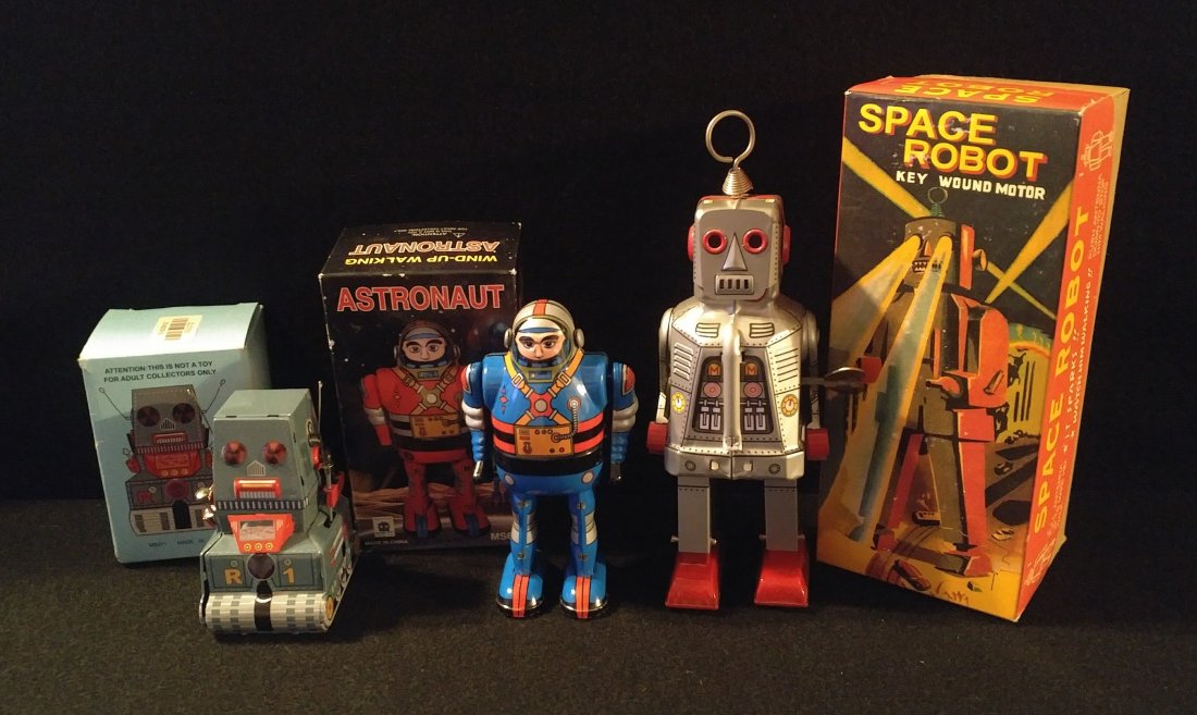 Lot of 3 Tin Wind Up Sparky Robot Robotank R1 Astronaut (1 of 1)