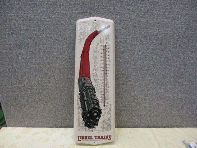 TIN LIONEL TRAINS THERMOMETER (1 of 3)