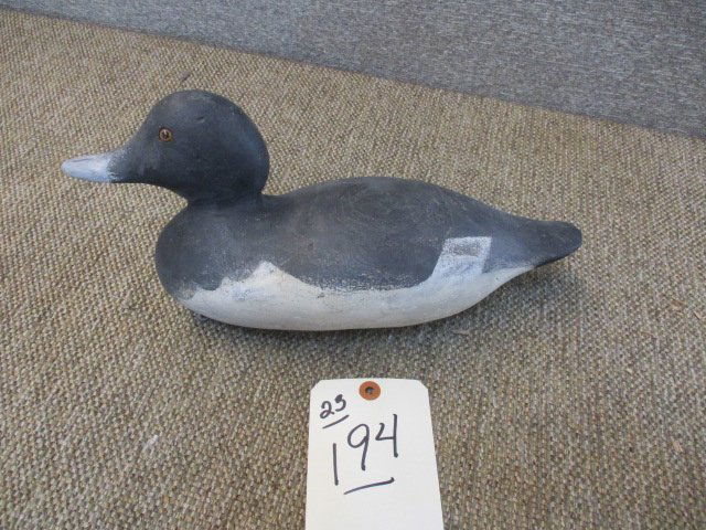 WOOD MASON BLUE BILL  DUCK DECOY (1 of 3)