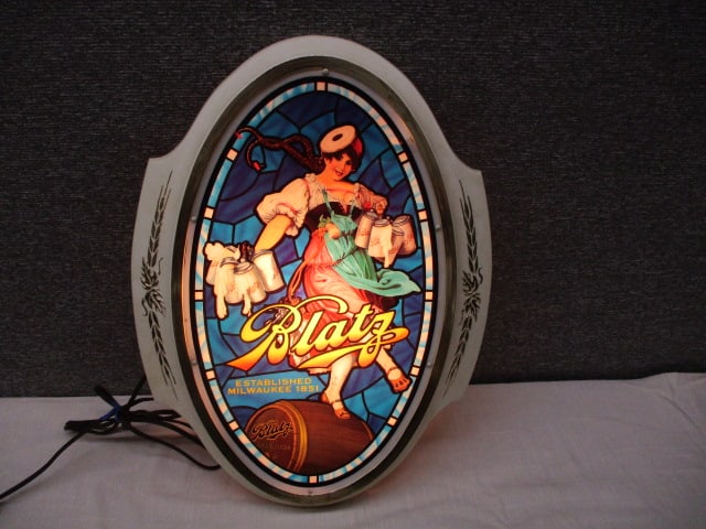 Lighted Blatz Beer Sign (1 of 3)