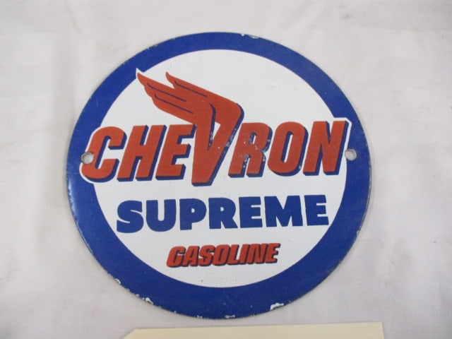 Porcelain Chevron Supreme Sign: 6"d