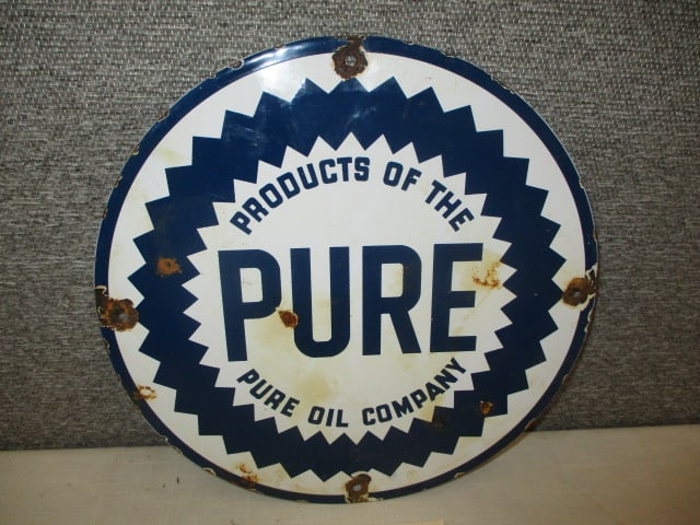 Porcelain Pure Oil Co. Sign: 11.75"d