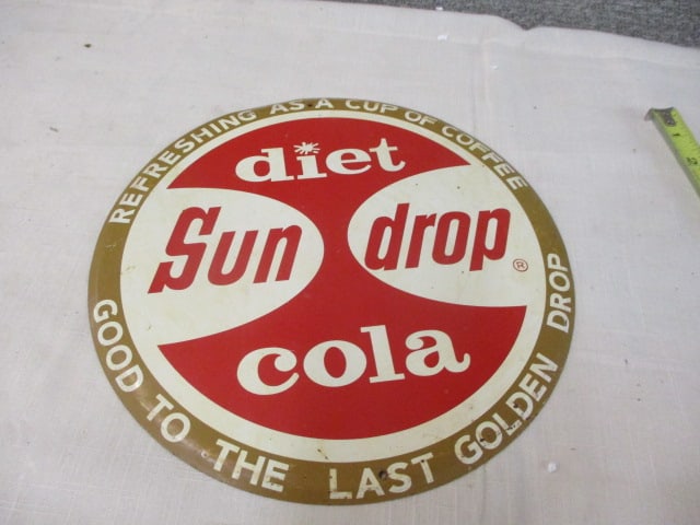 Tin Diet Sun Drop Cola Sign (1 of 3)